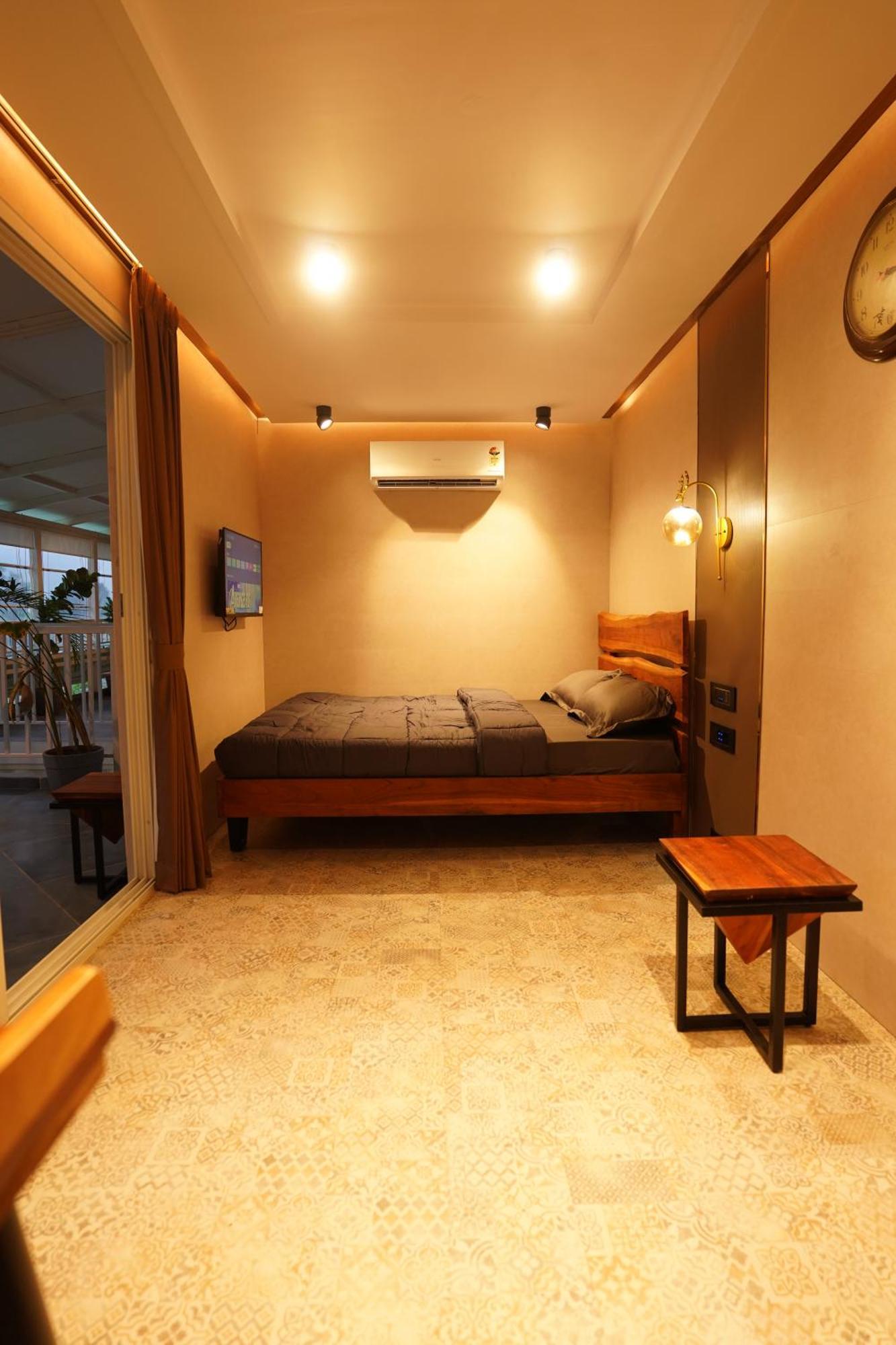 The Boat Club,Karjat Hotel Eksteriør billede